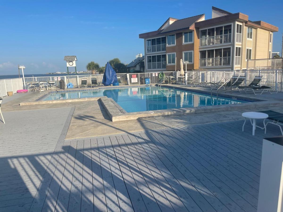Getaways At Soundside Holiday Beach Resort Pensacola Beach Extérieur photo