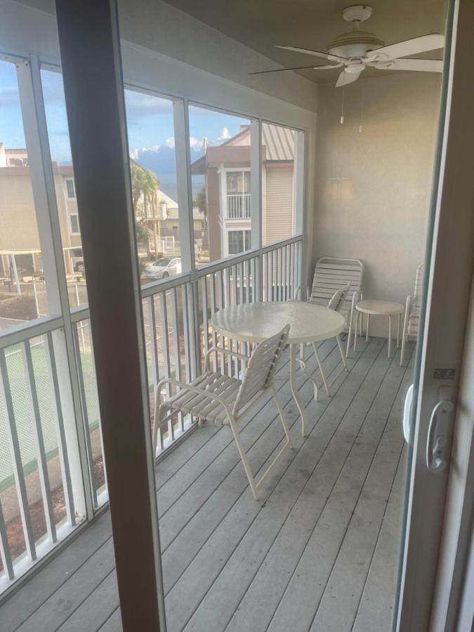 Getaways At Soundside Holiday Beach Resort Pensacola Beach Extérieur photo